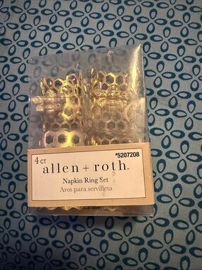 allen + roth Gold Honeycomb With Bee, Napkin Ring Set